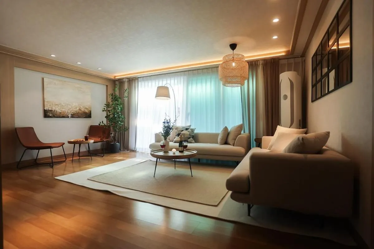 Maporest Big House Seoul Villa