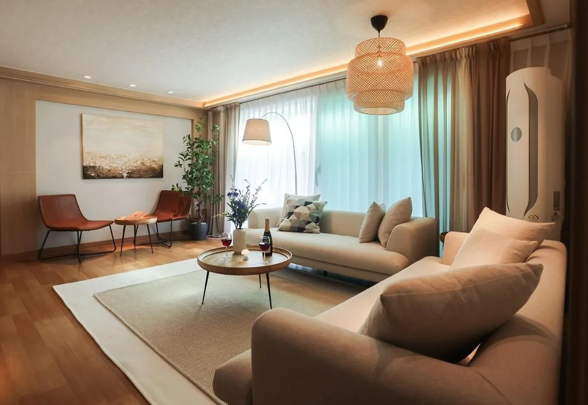 Maporest Big House Seoul South Korea