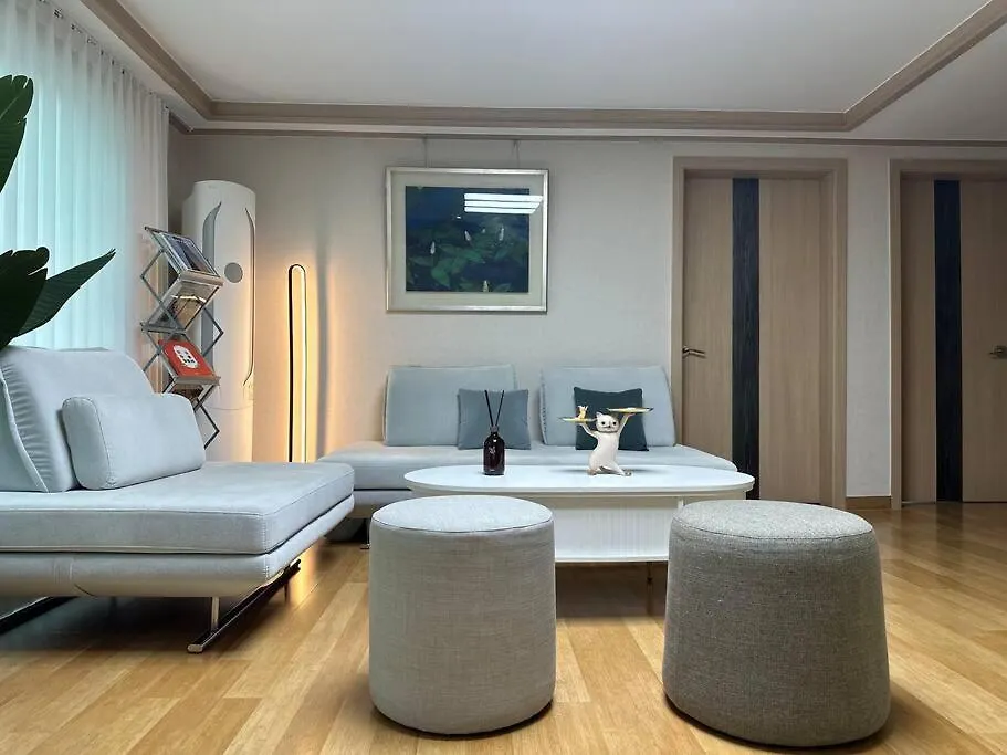 Vila Maporest Big House Soul