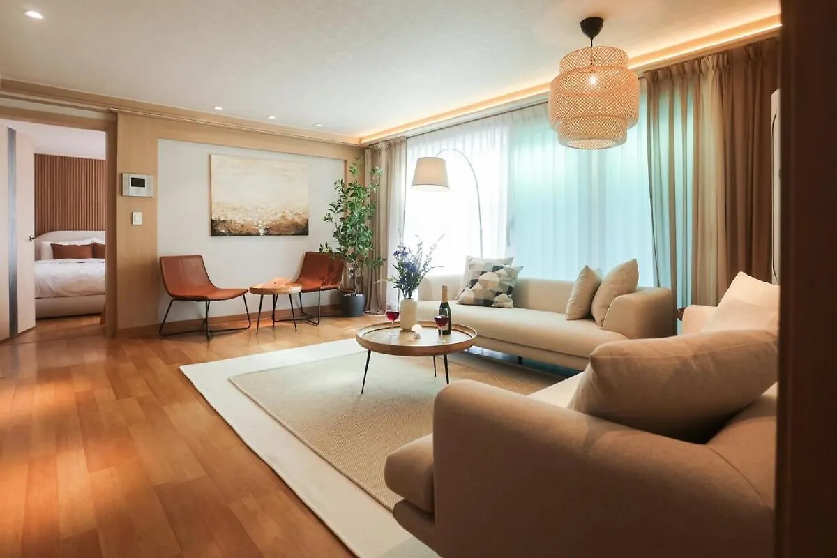 Vila Maporest Big House Soul